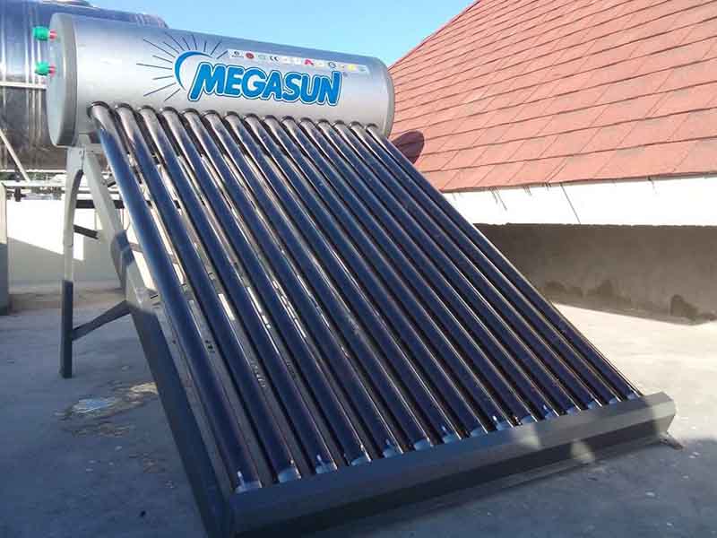 Các bộ phận chính của máy năng lượng mặt trời Megasun chịu áp 1830-VCP 300L