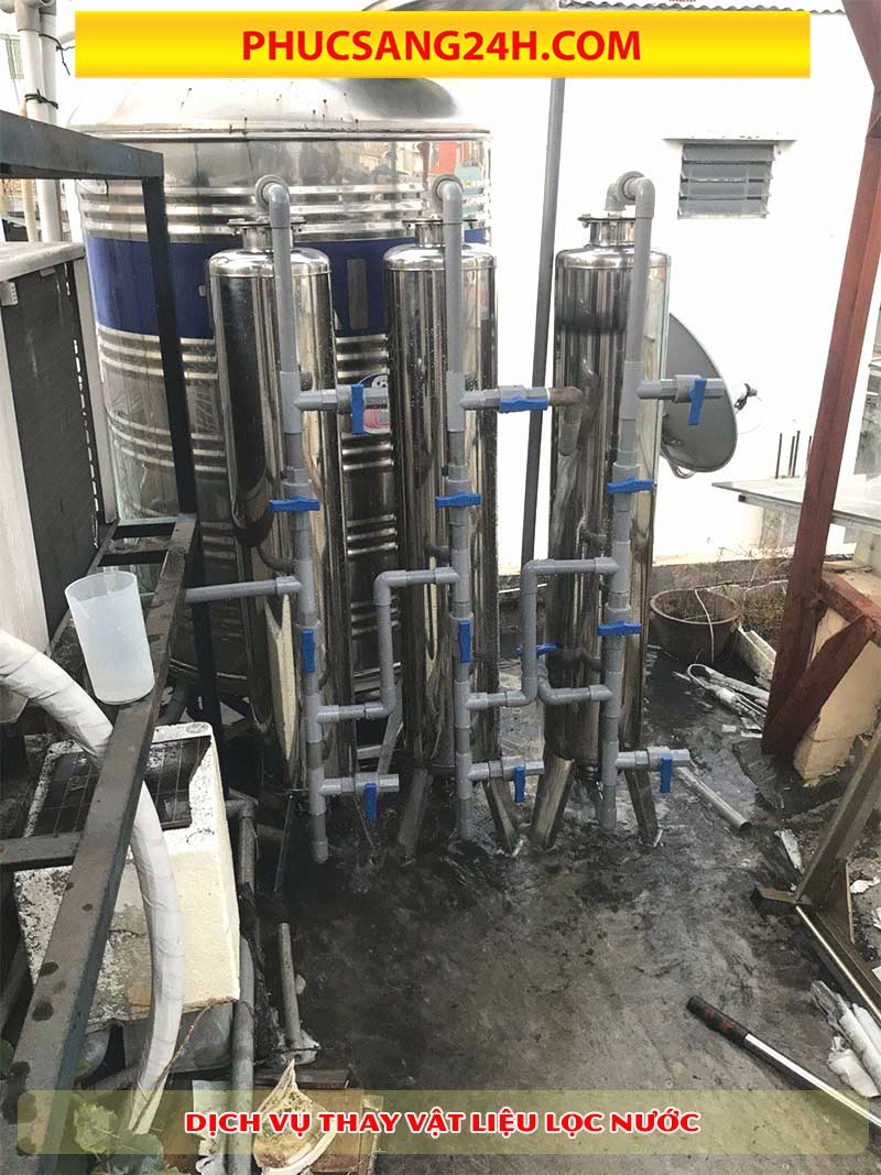 Dịch vụ thay vật liệu lọc nước máy cột inox 3 bình tại Tân Bình